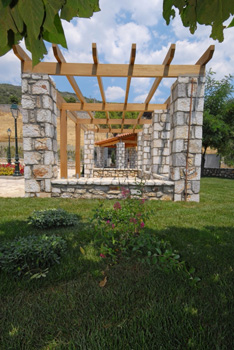 ΧΩΡΟΣ ΕΣΤΙΑΣΗΣ & ΑΝΑΨΥΧΗΣ ΣΥΡΝΑΣ