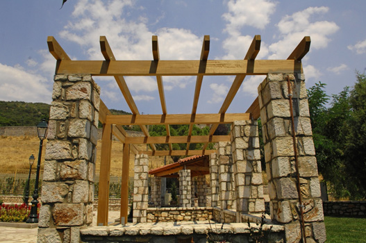 ΧΩΡΟΣ ΕΣΤΙΑΣΗΣ & ΑΝΑΨΥΧΗΣ ΣΥΡΝΑΣ