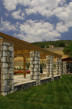 ΧΩΡΟΣ ΕΣΤΙΑΣΗΣ & ΑΝΑΨΥΧΗΣ ΣΥΡΝΑΣ