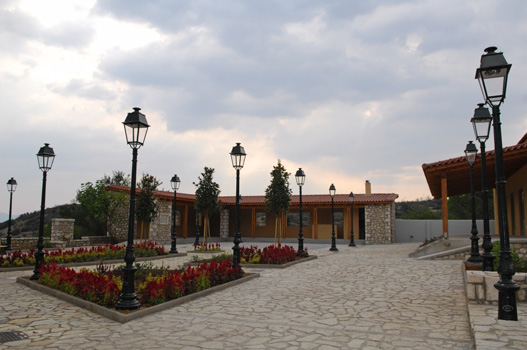 ΧΩΡΟΣ ΕΣΤΙΑΣΗΣ & ΑΝΑΨΥΧΗΣ ΣΥΡΝΑΣ