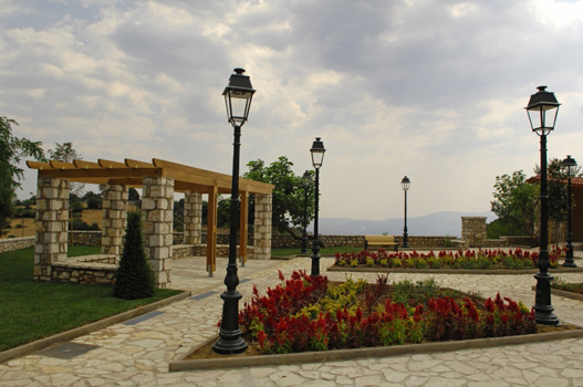 ΧΩΡΟΣ ΕΣΤΙΑΣΗΣ & ΑΝΑΨΥΧΗΣ ΣΥΡΝΑΣ